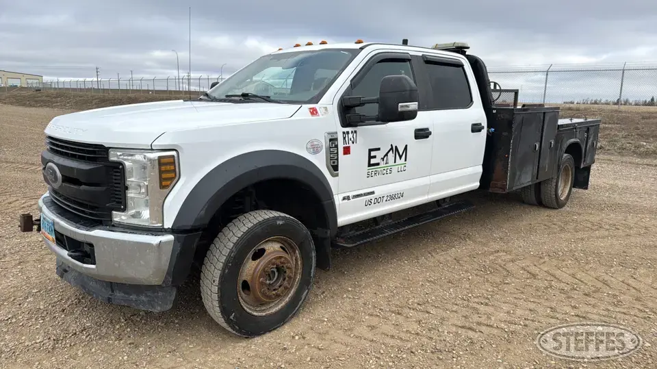 2018 Ford F-550 XL Flatbed Truck