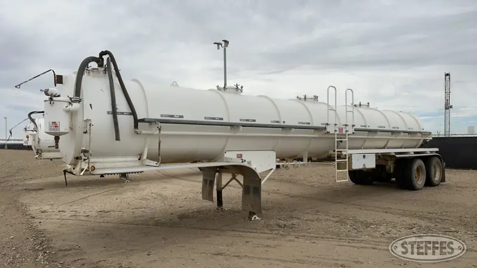 2012 CT Fabrication VR150 Tank Trailer