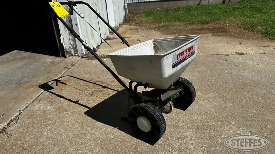 Craftsman Spreader Lawn and Garden Accessory