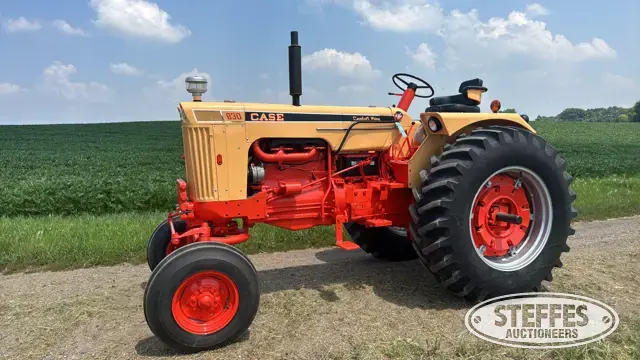 1968 Case 830 Comfort King