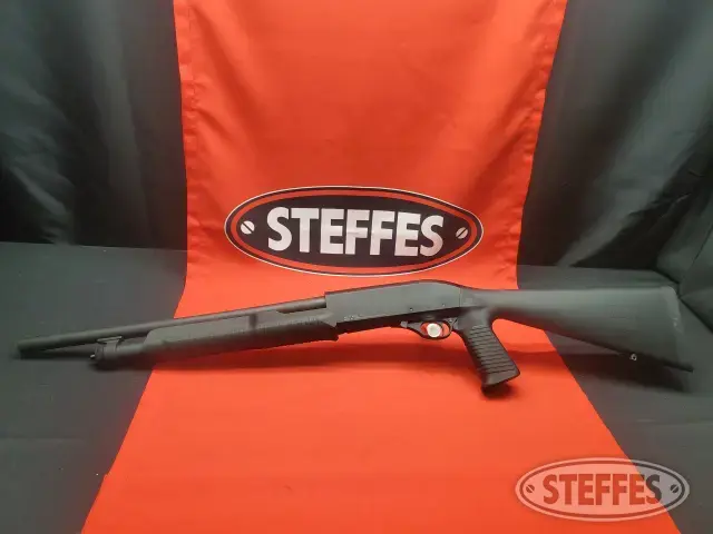 Churchill Akkar 612