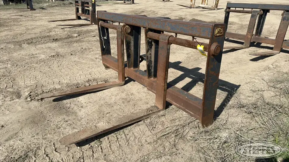 Rylind Mfg. WF2048 Loader Attachment