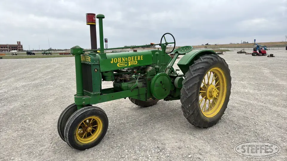 1935 John Deere A Collectible Show Tractors-Stationary Engine