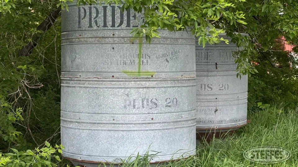 (2) Pride of the Farm Feeders and Bunk