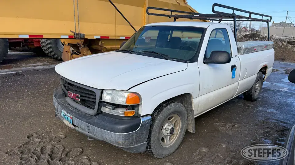 1999 GMC Sierra 1500 SL Half Ton Pickup