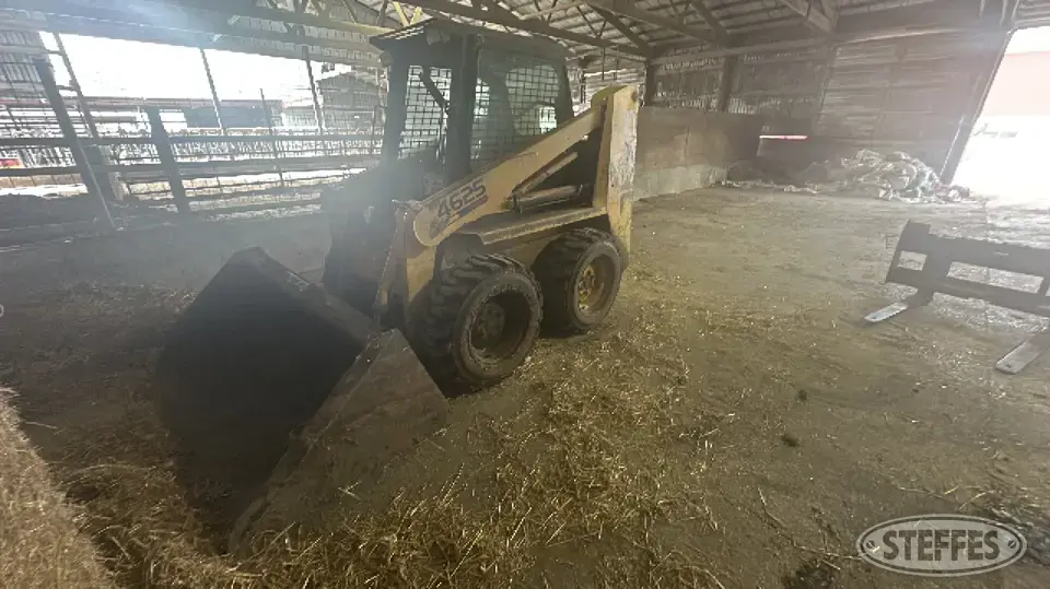 1995 Gehl 4625 Wheeled Skid Steer