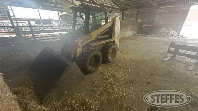 1995 Gehl 4625
