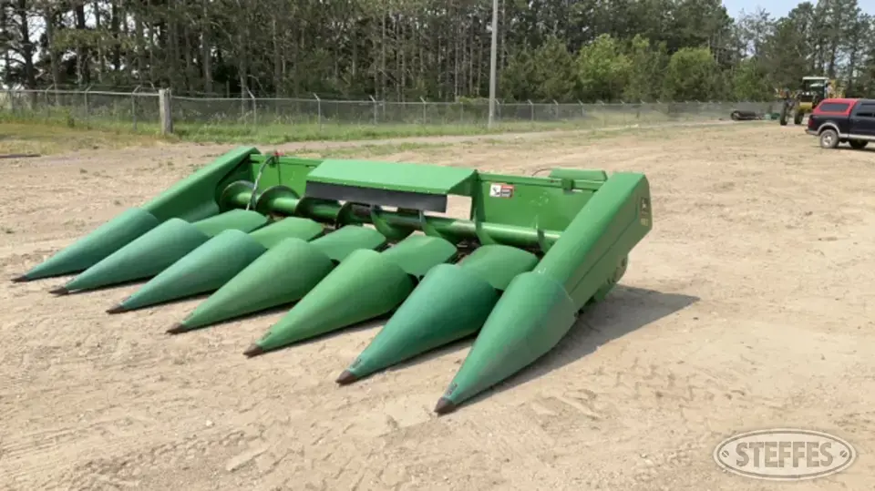 John Deere 693 Corn Head