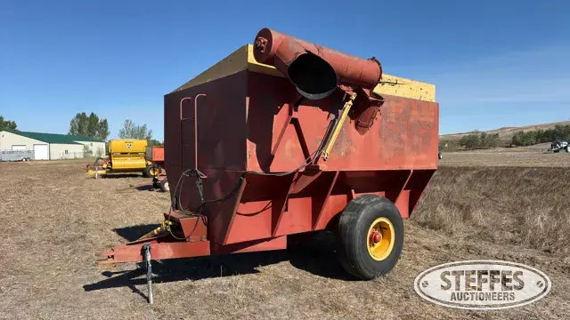 Phares & Wilkins grain cart