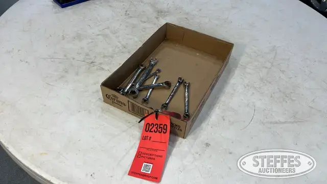 Snap-on wrenches