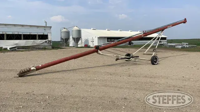 Farm King 851