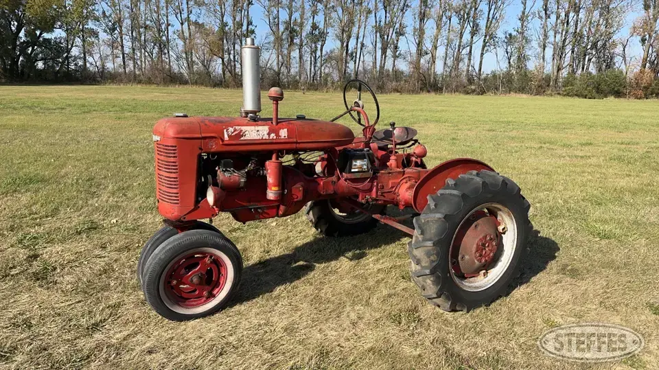 1948 Farmall B Collectible Tractor