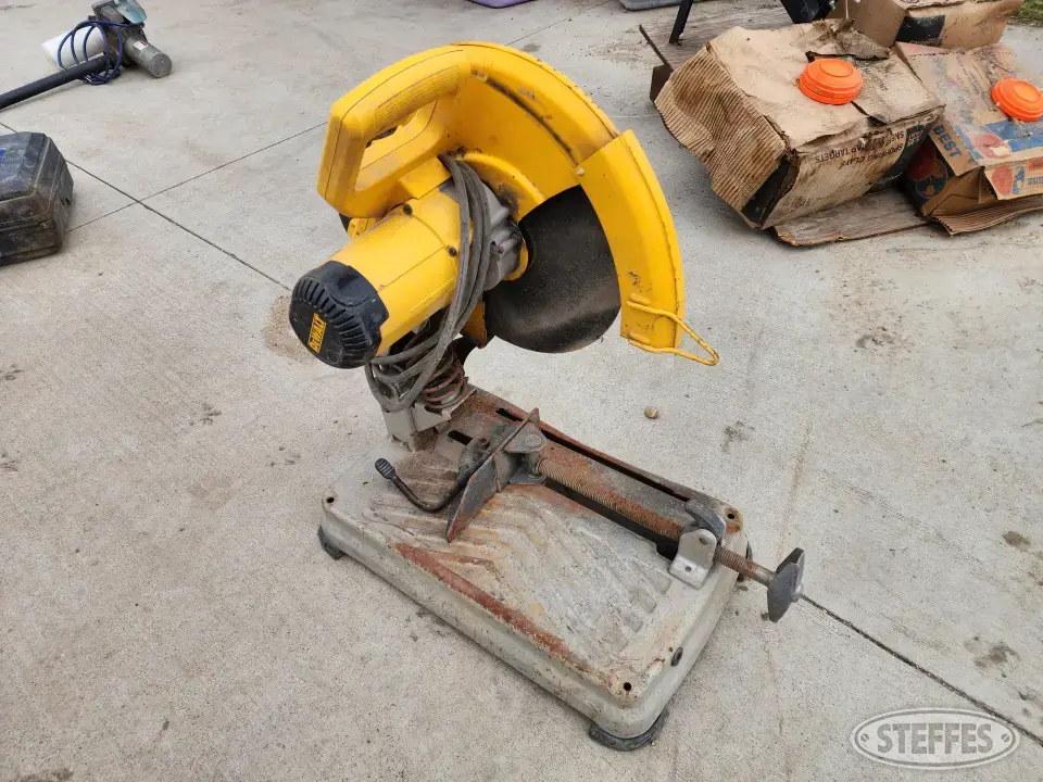 DeWalt D28715 Power Tool