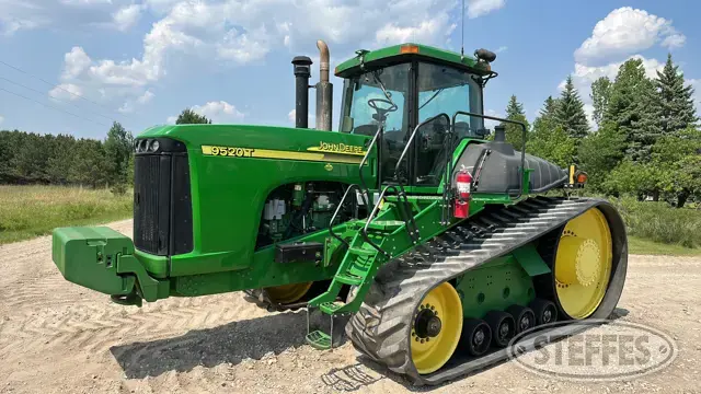 2004 John Deere 9520T