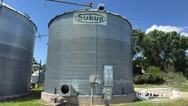 2015 Sukup grain bin