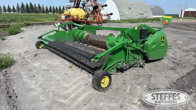 2010 John Deere 615P