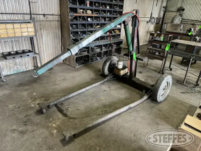 Shop-built hyd. engine hoist