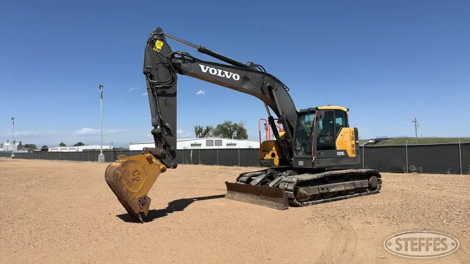 2016 Volvo ECR235EL Excavator