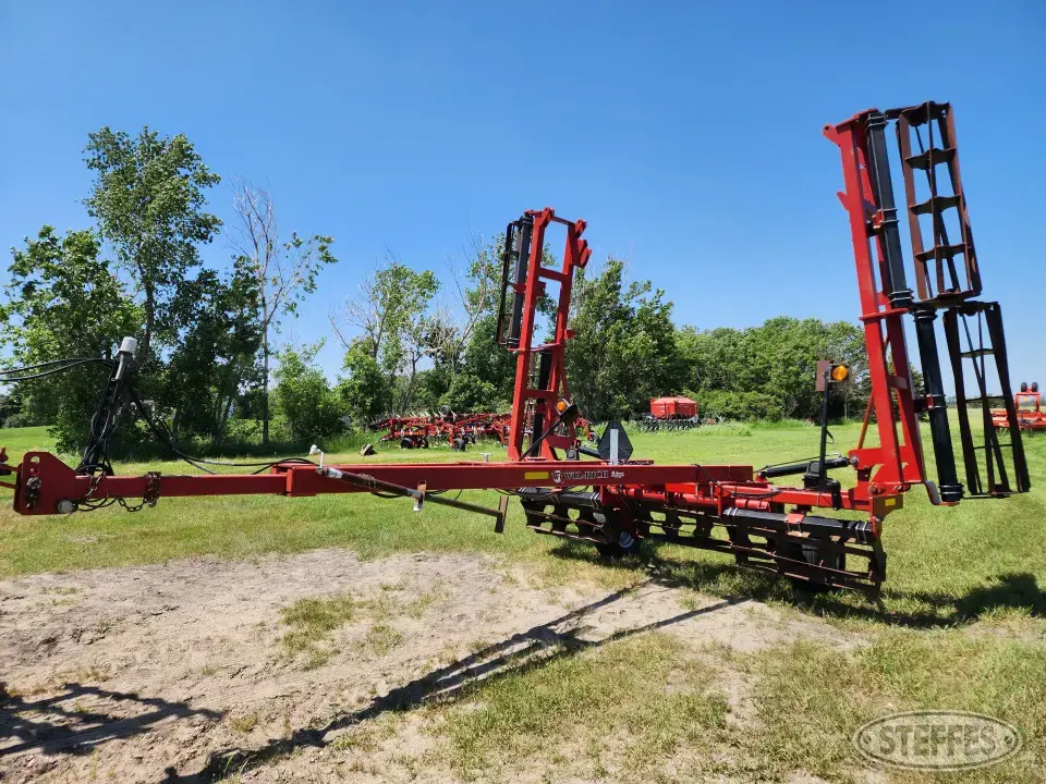 2006 Wil-Rich Rolling Packer
