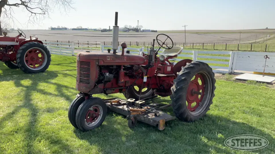 1952 Farmall Super C 2WD Tractor