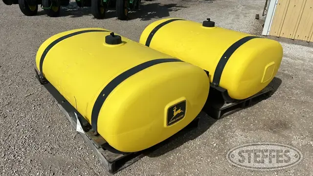 John Deere starter fertilizer tanks