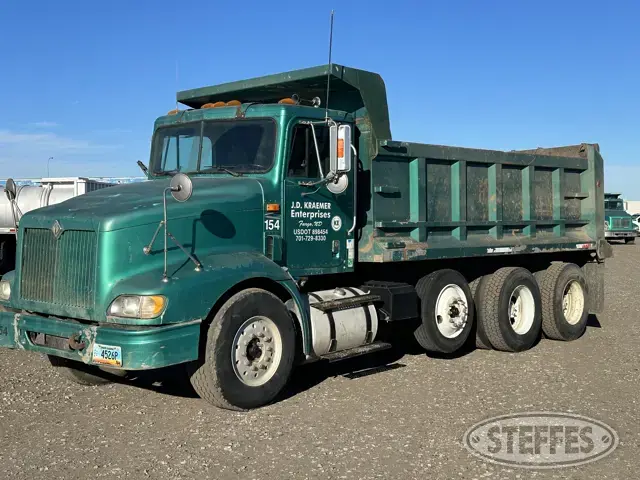 2000 International 9100