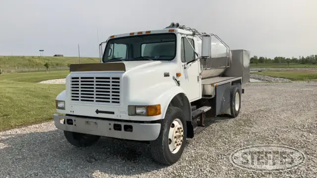 1998 International 4900