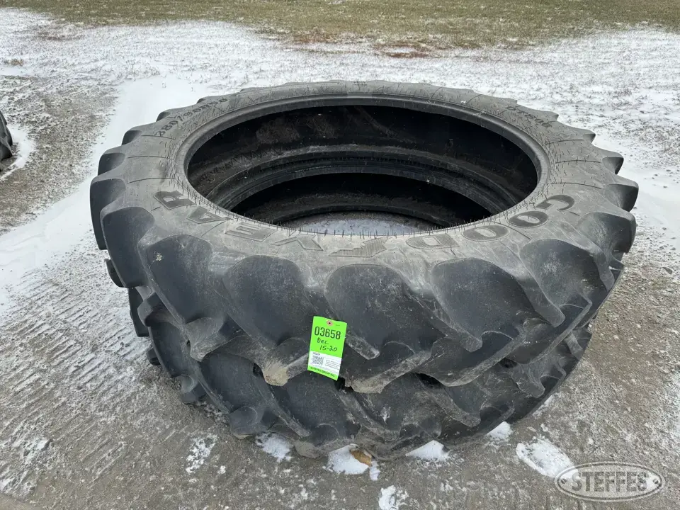 Goodyear DT800 Tractor-Implement Tire