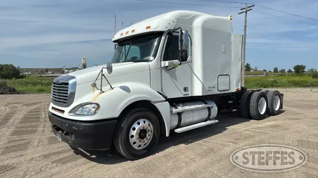 2007 Freightliner Columbia