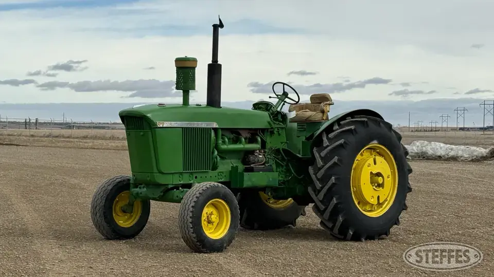 1965 John Deere 4020 2WD Tractor