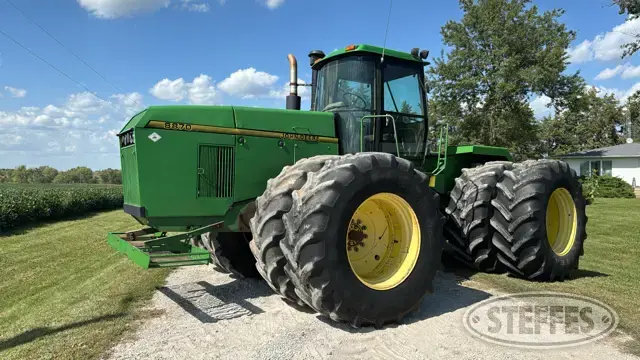 1994 John Deere 8870