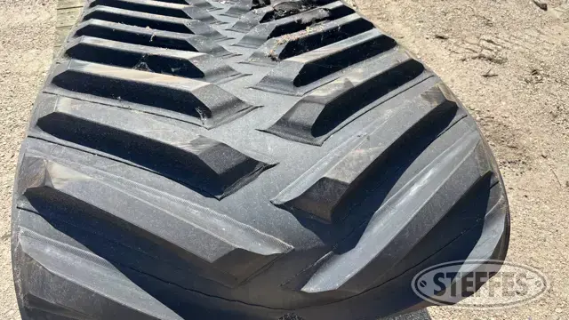 John Deere 9RX track