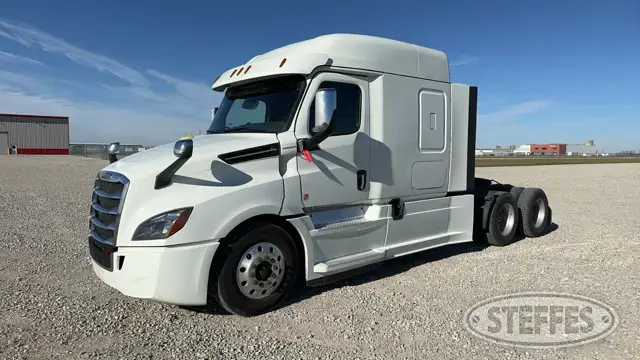 2020 Freightliner Cascadia
