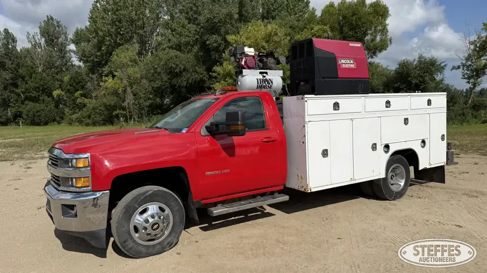 2015 Chevrolet Silverado 3500 HD 1 Ton Pickup