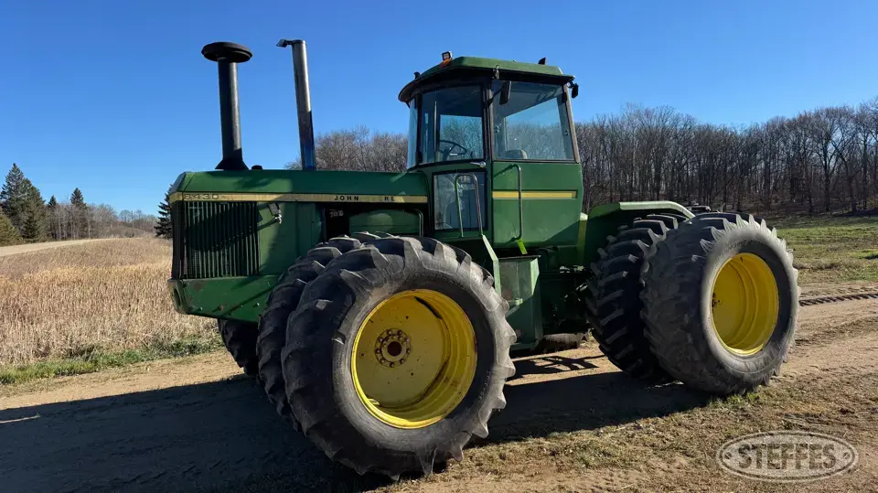 1976 John Deere 8430 4WD Tractor
