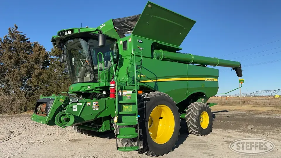 2023 John Deere S770 Combine