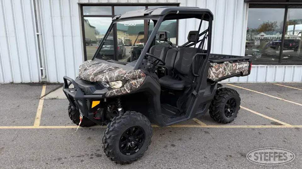 2024 Can-Am Defender HD10 XT UTV