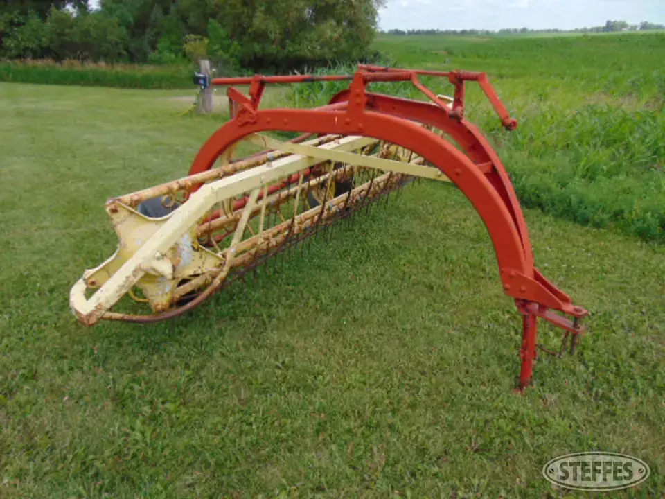 New Holland 56 Rake