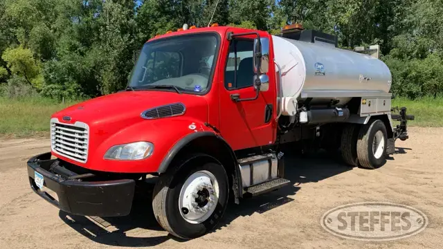 2013 Freightliner M2