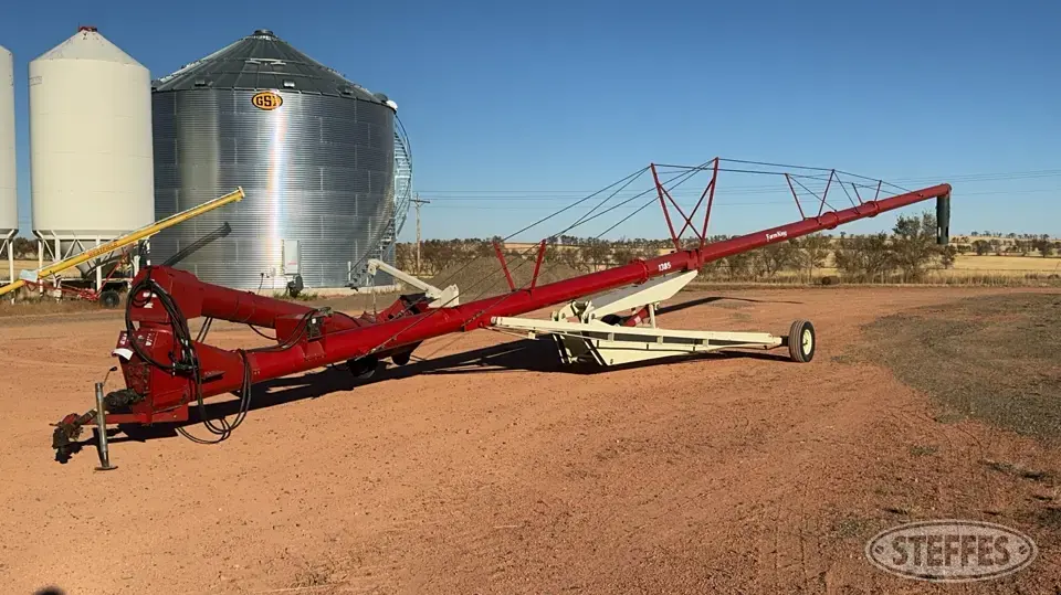 Farm King 1385 Swing Hopper Auger