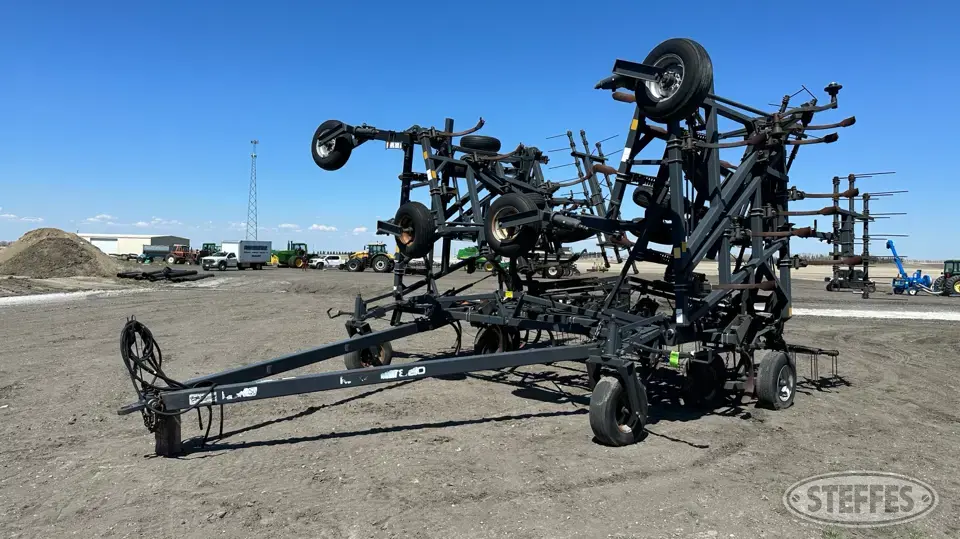 Flexi-Coil ST820 Chisel Plow