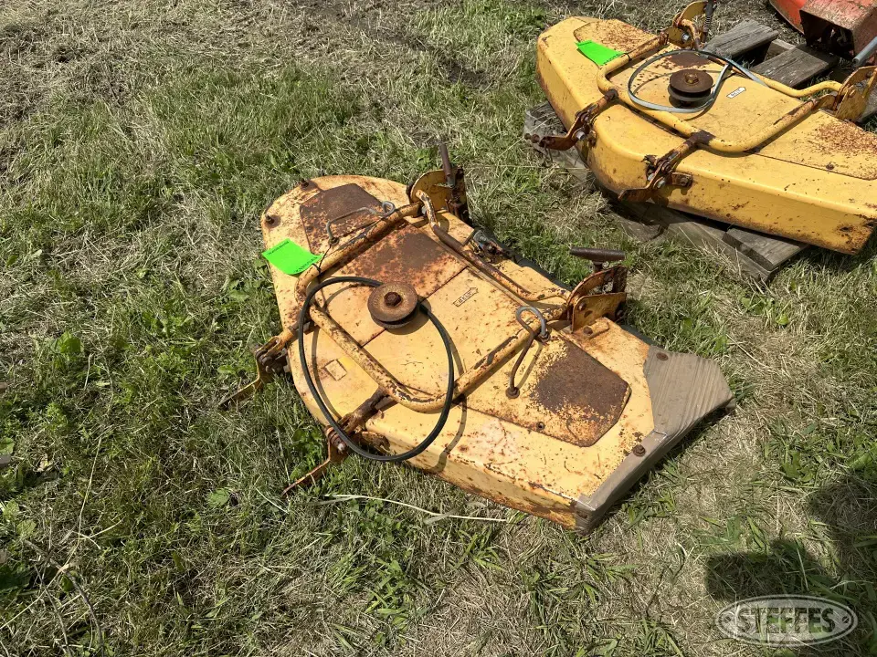 Allis-Chalmers Lawn and Garden Accessory