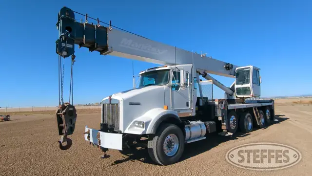 2009 Manitex 50110S on 2009 Kenworth T800