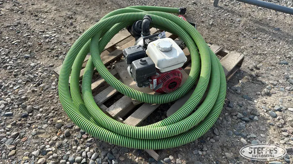 Honda GX160 gas water pump Farm Support Item