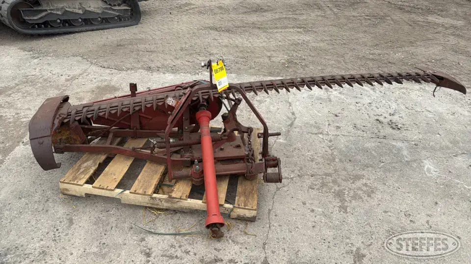 Case IH 1300 Sickle Mower
