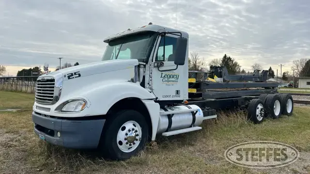 2007 Freightliner Columbia