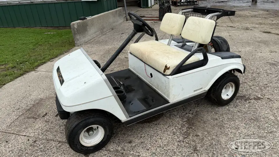 Golf cart