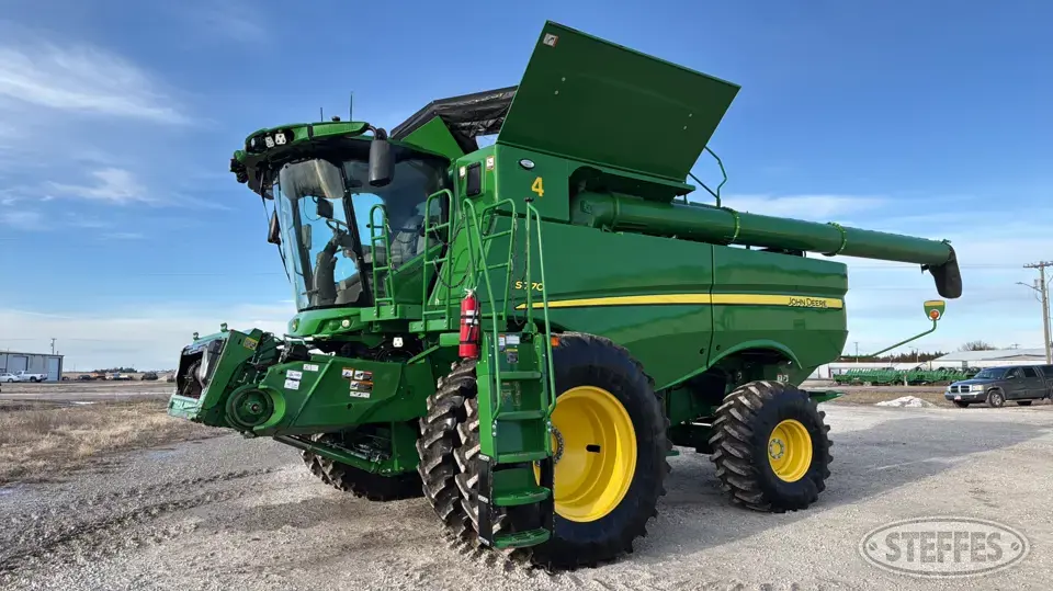 2024 John Deere S770 Combine