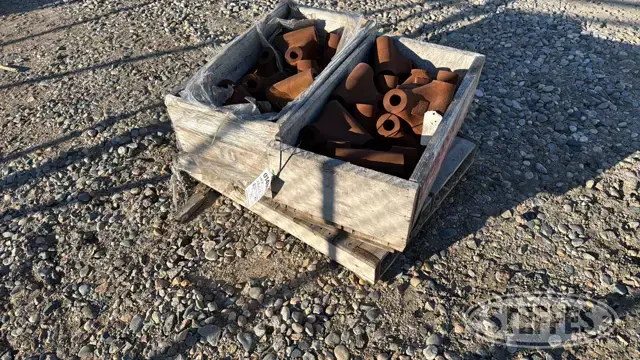 Approx. (22) Summers tillage knuckles