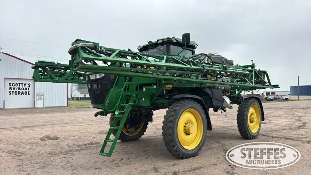 2022 John Deere 412R
